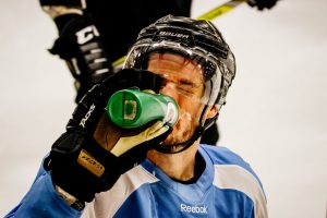 SPORTS_Men'sHockey_EmmanuelGalleguillos-Cote-1-2